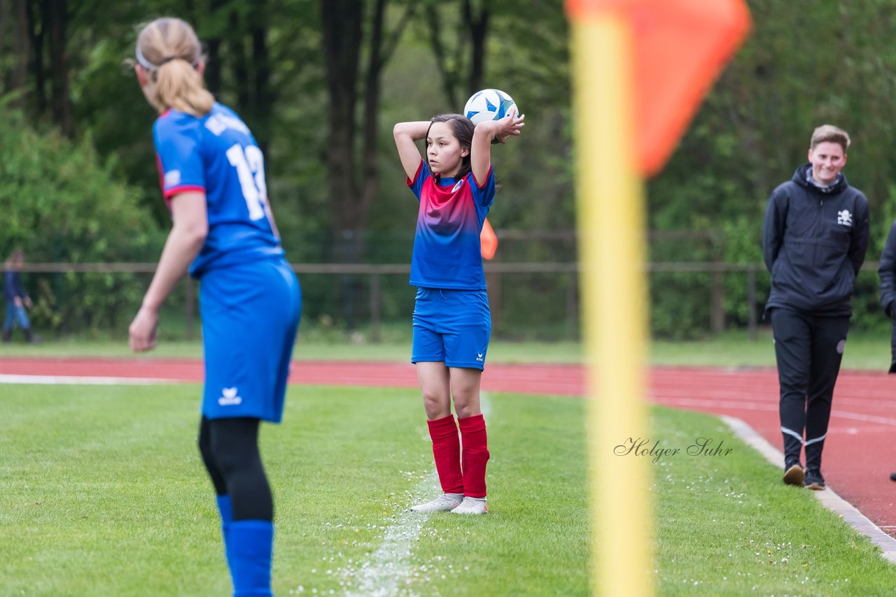 Bild 190 - wCJ VfL Pinneberg3 - St.Pauli : Ergebnis: 2:1